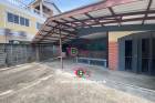 ที่ดินพร้อมบ้านเดี่ยว 2 ชั้น ซอยรัชดาภิเษก 32 เนื้อที่ 94 ตรว. เขตจตุจักร