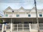 บ้านเช่า 2 ชั้น​ รีโนเวทใหม่ใกล้เมือง
