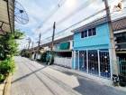 ขาย ทาวน์โฮม รีโนเวทใหม่ทั้งหลัง  16 ตร.วา พร้อมเข้าอยู่
