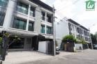 ให้เช่า ทาวน์โฮม 3 ชั้น ย่านทาวน์อินทาวน์ ศรีวรา บ้านกลางเมือง พระราม9-รามคำเเหง  ซอยรามคำแหง 39 พร้อมเฟอร์ครบ