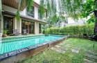 Detached Single House with private swimming pool for sale/rent in Sukhumvit 67 Near BTS Ekkamai #Baan Sansiri Sukhumvit 67 for Sale/Rent 087-907-4045