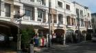 ขายทาวน์โฮม 3 ชั้น หมู่บ้านปริญลักษณ์  เพชรเกษม 69 ขนาด 17.5 ตร.วา