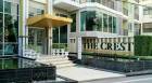 the crest 24 luxury living bts phromphong 