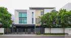  2 storey house for rent near Wellington College