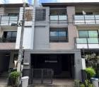 ขายทาวน์โฮม3ชั้น ไพรเวทเนอวานา ลาดพร้าว71 