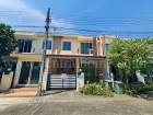 บ้านทาวน์โฮม วิสต้าอเวนิว วัชรพล ติดถนนเมนหลัก 