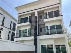ขายด่วน! ทาวน์โฮม/โฮมออฟฟิศ ใหม่ใกล้โรงเรียนสตรีวิทยา 2 