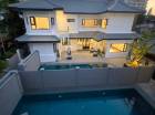 ให้เช่า Pool Villa ทองหล่อ 4 ห้องนอน 4 ห้องน้ำ พร้อมเฟอร์นิเจอร์