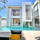 For Sales : Cherngtalay, Modern Contemporary Pool Villa,3B