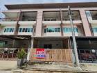 ขาย ทาวน์โฮม เดอะริคโค้ ทาวน์ วัชรพล 20.6 ตร.ว วิวหน้าสวน