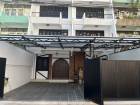 [B920]ทาวน์โฮม 2 คูหา พื้นที่ใช้สอย 400 ตรม. ใจกลางถนนสาทร ทุ่งมห