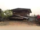 ขาย บ้านพักอาศัยครึ่งตึกครึ่งไม้ 2 ชั้น ต.สันโค้ง อ.ดอกคำใต้ จ.พะ