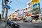 ขาย อาคารพาณิชย์ ติดถนนใหญ่โชคชัย 4 พื้นที่ 560 ตรม. 40 ตร.วา 4นอน 3น้ำ จอดรถริมถนนได้ เหมาะการค้า อยู่อาศัย
