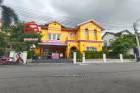 บ้านเดี่ยว โครงการ นราวดี ปิ่นเกล้า-พระราม 5 เนื้อที่ 67.2 ตารางวา ติดถนนนครอินทร์-พระราม 5 ตำบลบางคูเวียง อำเภอบางกรวย จังหวัดนนทบุรี