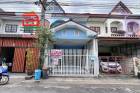 ทาวน์เฮาส์ หมู่บ้าน ซื่อตรง (ซอยพหลโยธิน 52) เนื้อที่ 18.8 ตรว. ถนนพหลโยธิน แขวงคลองถนน เขตสายไหม กรุงเทพฯ