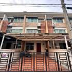 ขายทาวน์โฮม  หมู่บ้านทาวน์พลัส เกษตร-นวมินทร์ ซอยคลองลำเจียก14