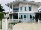 หมู่บ้านฮาบิเทีย โมทีฟ  ใกล้โรงเรียนสาธิตพัฒนา แฟชั่นไอส์แลนด์