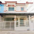 หมู่บ้านปิยวรารมย์ 1 ถนนบางกรวย-ไทรน้อย บ้านหลังมุม ตกแต่งพร้อมอย
