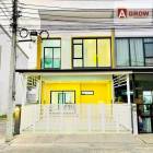 หมู่บ้านเดอะ ริคโค้  ซอยสายไหม 35 หลังมุม เฟอร์ฯครบ ตกแต่งพร้อมอย