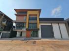 ขายที่ดินพร้อมสร้างโรงงาน คลั่งสินค้า สอบถามข้อมูลโทร 061-8416555