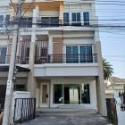 ให้เช่าทาวโฮมหลังมุมไกล้ Central Eastville , Lotus, HomePro