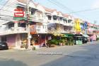 ทาวน์โฮม หมู่บ้าน บัวทองธานี เนื้อที่ 17 ตรว ถ.กาญจนาภิเษก อ.บางบัวทอง จ.นนทบุรี