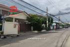 ที่ดินพร้อมบ้านเดี่ยว หมู่บ้าน ร่มเย็น พระยาสุเรนทร์ ซอย 9 เนื้อที่ 60 ตรว แขวงบางชัน เขตมีนบุรี จ.กรุงเทพมหานคร