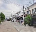 ขายทาวน์โฮม 2 ชั้น ถ.สรงประภา (ใกล้สนามบินดอนเมือง) 28.6 ตร.ว.