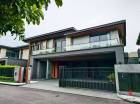 ให้เช่า บ้านเดี่ยว ใหม่ หรู พรีเมี่ยม Modern Luxury style ศิรนินทร์ เรสซิเดนเซส พัฒนาการ 610 ตรม 125 ตรว เป็นส่วนตัว พร้อมอยู่