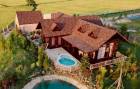 บ้านสไตล์อเมริกันคอลเทจ วิวภูเขา ติดลำเหมืองและรอบด้วยทุ่งนา ในบรรยากาศคันทรี่ พร้อมสระว่ายน้ำส่วนตัว อ.แม่ออน เชียงใหม่