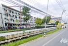 แฟชั่นไอส์แลนด์ 3.5 กม. รถไฟฟ้า คู้บอน 2.8 กม. หน้ากว้าง 5.8ม.   