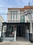 ให้เช่าทาวน์เฮ้าส์ 2 ชั้นห้องมุม 2 ห้องนอน Golden Town บางนา-สวนห