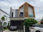 ให้เช่าบ้านเดี่ยวหลังริม ติดสวน พร้อมเฟอร์นิเจอร์ครบ หมู่บ้านมิวส์ ซอยเทียนทะเล 15 พระราม 2