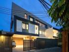 ขายบ้านเดี่ยว3ชั้น 127ตรว.4นอนย่านเอกมัยสุขุมวิท63พร้อมสระว่ายน้ำ