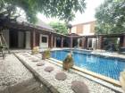 ขาย บ้านเดี่ยว สไตล์รีสอร์ท ซอยนวลจันทร์ 44 ขนาด 1544 ตรม. 386 ตร.วา ทำเลดี สาธารณูปโภคครบ ใกล้ห้างและตลาด แต่งครบ วัสดุไม้สักทอง