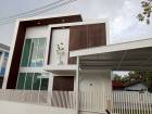 ราคาเริ่มต้นที่ 6.69 ล้าน (บ้านเปล่า) บ้านใหม่ 2 ชั้น สไตล์โมเดิร