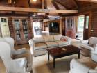 บ้านพักตากอากาศหรู โบนันซ่า เขาใหญ่ บ้านไม้ซุงแท้  ริมทะเลสาบ 