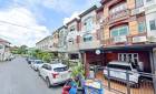 ให้เช่าทาวน์เฮ้าส์ 3 ชั้น ซ.นวลจันทร์ 27-33  MRT วัชรพล 1.6กม.