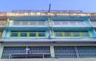 ตรงข้าม Termial21 BRT เจริญราษฎร์ 359 ม. อาคาร 3.5 ชั้น 2 คูหา