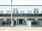 ทาวน์โฮม 2 ชั้น สไตล์โมเดิร์น  บ้านบุญสิริ3   หมู่บ้านรัตนากรวิลเ