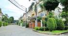 ทาวน์โฮมหรู 3 ชั้น 25 ตร.วา. 300 ตร.ม ม.ธุรกิจบัณฑิตย์ 800ม. 4นอน