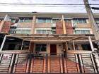 ขายทาวน์โฮม 3 ชั้น ทาวน์พลัส เกษตร-นวมินทร์ ใกล้บุญถาวร เกษตรนวมิ