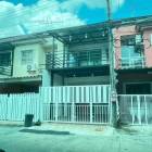 ขายทาวน์เฮ้าส์ ซอยวัชรพล3 หมู่บ้านร็อคการ์เด้นโฮม2 บ้านรีโนเวทใหม