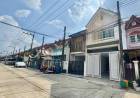 ขาย บ้านทาวเฮ้าส์ หมู่บ้านฉัตรณรงค์วิลล่า 3 ใกล้สถานีรถไฟฟ้าคูคต