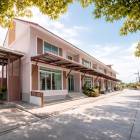 โลตัส อมตะ 1.6 กม. ให้เช่า ทาวน์โฮม 2 ชั้น กว้าง 8 เมตร เท่ากับ2ค