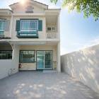 นานาชาติคอนคอร์เดียน 1.3 กม. 21 ตร.วา. เมกาบางนา 900 ม. ทาวน์โฮม