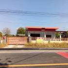 ขายบ้านพร้อมที่ดิน ติดถนน 1-0-46.5 ไร่  ตรงข้ามโรงเรียนวัดโนนเหล็