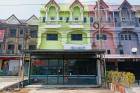ขายอาคารพาณิชย์ 3.5 ชั้น  ถนนลพบุรี-สิงห์บุรี เมืองลพบุรี จ.ลพบุร