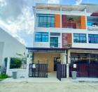 ตลาดสำเพ็ง2 กัลปพฤกษ์ สาทร ทาวน์โฮม 3 ชั้นหลังมุม 3 นอน MRT หลักส