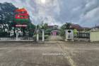 ที่ดินพร้อมบ้าน เนื้อที่ 202.7 ตร.ว. หมู่บ้านชลลดา รามอินทรา (กาญจนาภิเษก ซ.7) ถนนรามอินทรา แขวงท่าแร้ง เขตบางเขน